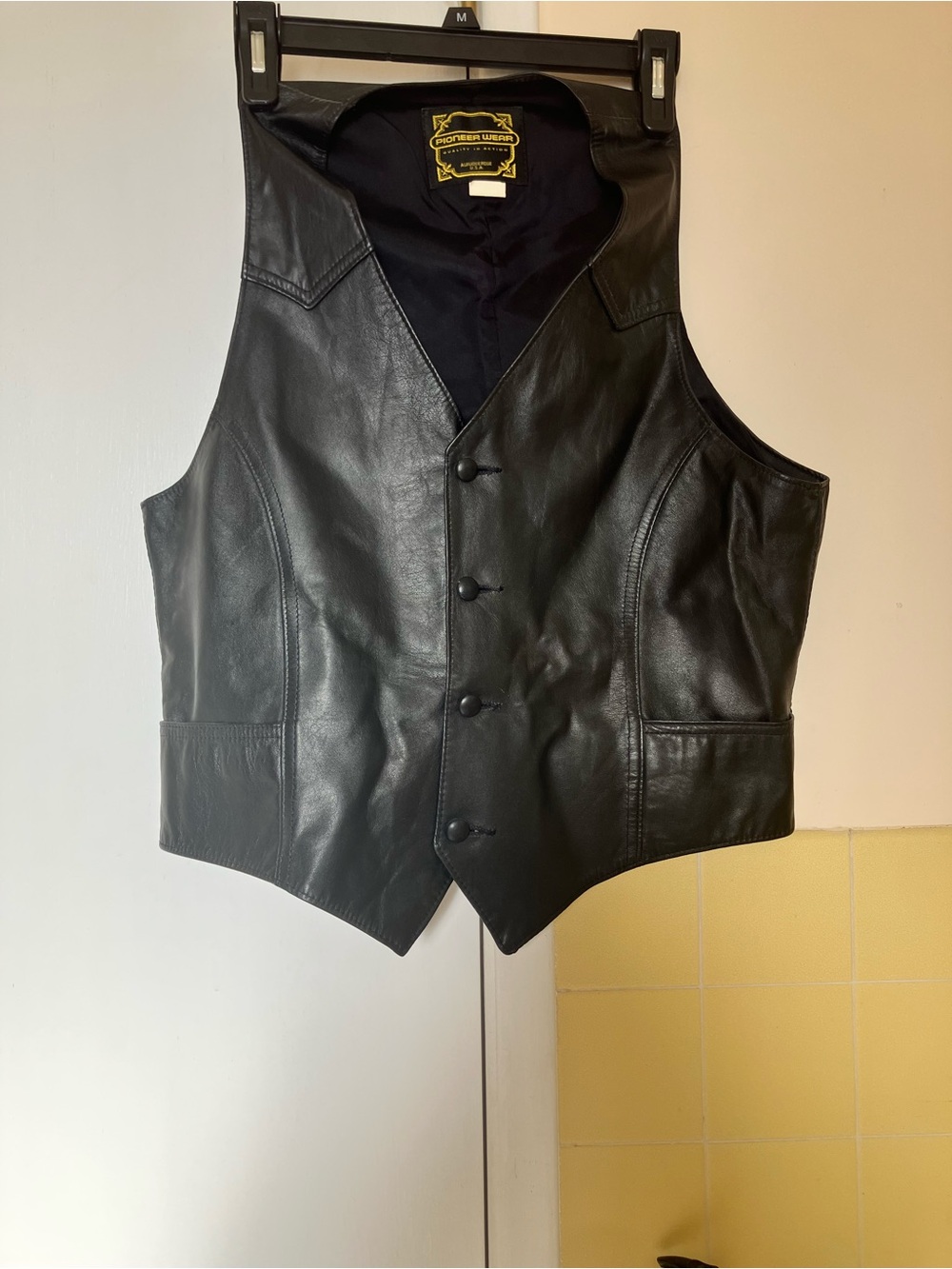 PIONEER WEAR Black 100% Leather Button Up Vest Unisex  Size: 40